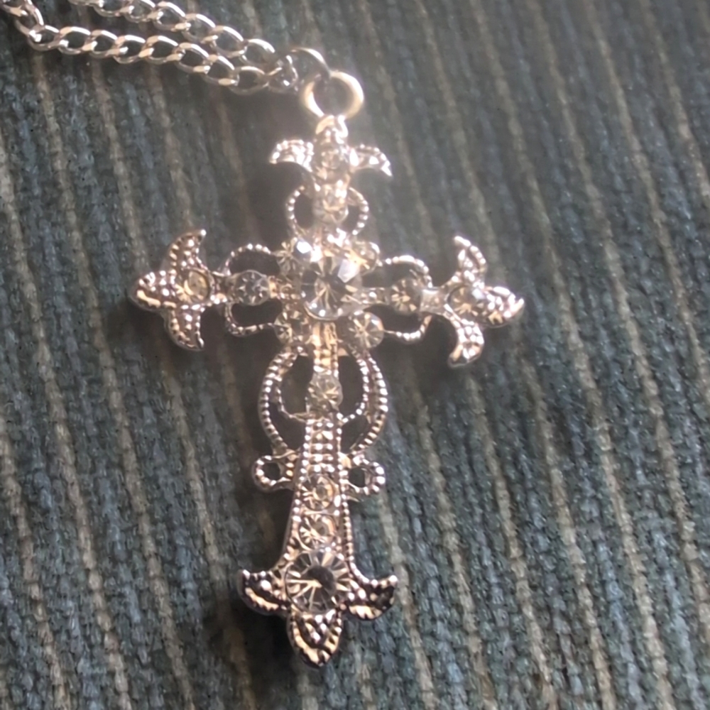 Silver Tone Rhinestone Cross - Picture 2 of 5